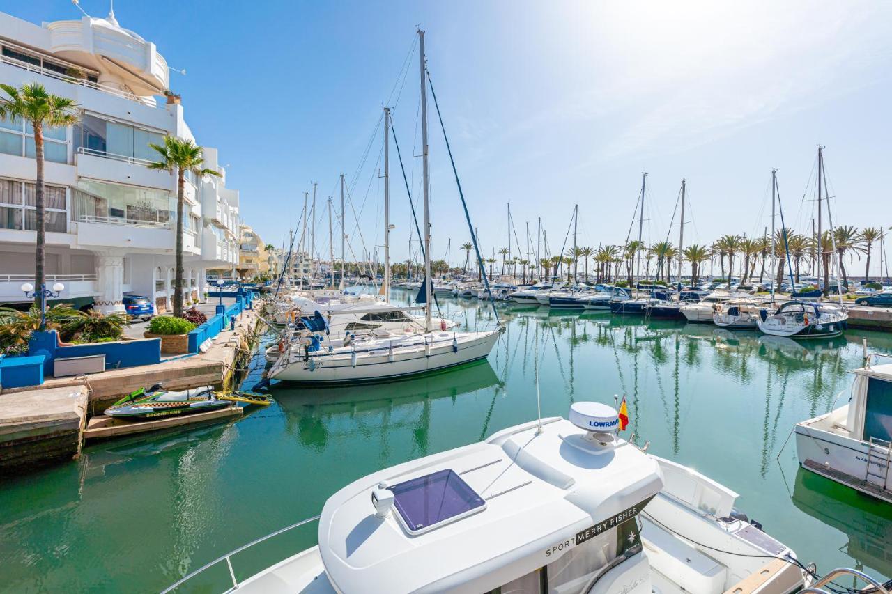 Atico Puerto Marina First Island With Sea Views And Rooftop Pool ベナルマデナ エクステリア 写真